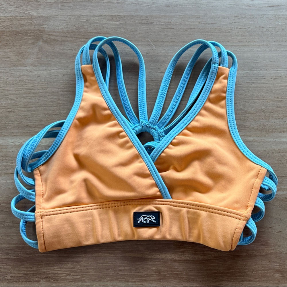 Tiger Friday dance top size child medium.